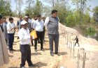 तेंदूभांठा में निर्माणाधीन एनिकट का कलेक्टर ने किया निरीक्षण...समयावधि में गुणवत्तापूर्ण कार्य पूर्ण करने के निर्देश