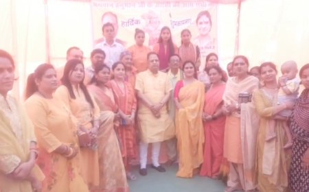 रेलवे क्षेत्र में हनुमान जन्मोत्सव पर भव्य भंडारा...विधायक और महापौर रहे शामिल...संकटमोचन के जयकारों से गूंजा शहर, श्रद्धालुओं की उमड़ी भीड़