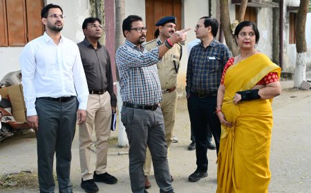 अतिरिक्त मुख्य सचिव मनोज पिंगुआ ने किया पीएम स्कूल का निरीक्षण...वोकेशनल ट्रेड को बढ़ावा देने दिए निर्देश