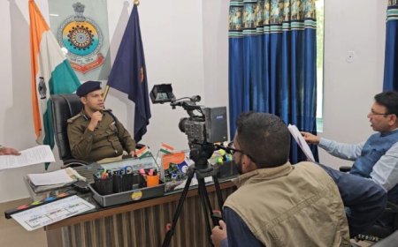 एसएसपी शशि मोहन सिंह द्वारा लिखित, निर्देशित और अभिनीत बहुप्रतीक्षित शॉर्ट फिल्म “ख़ौफ़ – द डिजिटल वॉर” का भव्य विमोचन आज