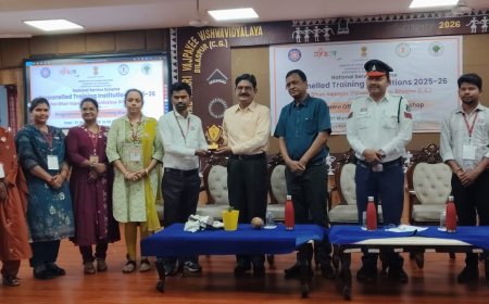 अटल बिहारी वाजपेई विश्वविद्यालय बिलासपुर में यातायात जागरूकता पाठशाला का आयोजन,सड़क सुरक्षा से संबंधित विभिन्न विषयों पर दी गई जानकारी