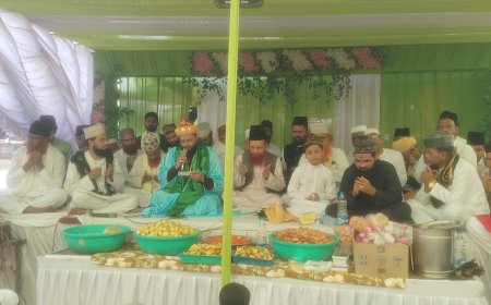 दादी अम्मा साहिबा का 38 वां उर्स संपन्न...देशभर से पहुंचे हजारों जायरीनों ने मांगी अमन-चैन की दुआ...वक्फ बोर्ड अध्यक्ष ने डॉ.सलीम राज ने 5 लाख के निर्माण कार्य की घोषणा की