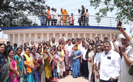 डॉ. भीमराव आंबेडकर जयंती पर मंत्री लखनलाल देवांगन ने अर्पित की पुष्पांजलि, विचारों को जीवन में उतारने का किया आह्वान