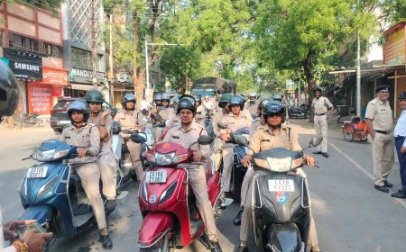 अग्नि सुरक्षा सप्ताह का शुभारंभ, 200 जवानों ने निकाली जागरूकता रैली...अग्नि हादसों से बचाव का संदेश : फायर सेफ्टी वीक की शुरुआत...शहीद अग्निशमन कर्मियों को दी गई श्रद्धांजलि