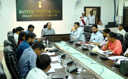 समय-सीमा बैठक में पेयजल व्यवस्था, जल संरक्षण और पौधरोपण की समीक्षा...जल संरक्षण के कार्यों में जनभागीदारी पर कलेक्टर ने दिया जोर