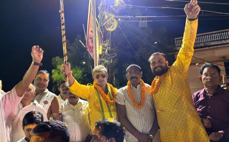 भगवान परशुराम शोभायात्रा का रामसेतु पर भव्य स्वागत, आतिशबाजी व शरबत वितरण से गूंजा माहौल