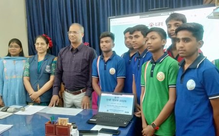 भारत माता आंग्ल माध्यम शाला ईको क्लब के छात्र छात्राओं द्वारा जलवायु संकल्प वेबसाइट का निर्माण