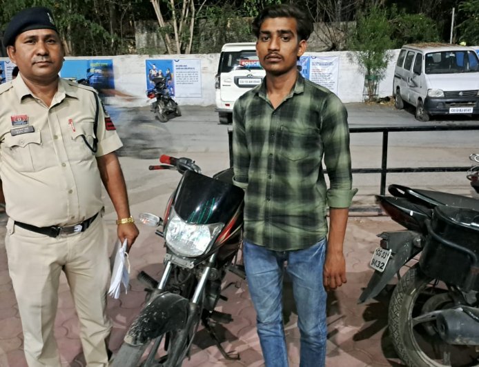 7 साल बाद सशक्त एप से पकड़ा गया बाइक चोर, सरकंडा पुलिस की कार्रवाई