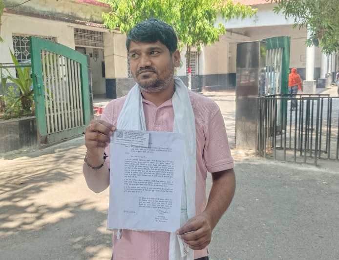 शासकीय जमीन पर अवैध कब्जा नहीं हटाने पर बढ़ा विवाद, डामर प्लांट को लेकर ग्रामीणों में आक्रोश