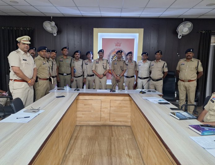 बीट प्रणाली को सुदृढ़ करने हेतु बिलासपुर पुलिस की महत्वपूर्ण बैठक,अपराध नियंत्रण व जनसुरक्षा पर विशेष जोर
