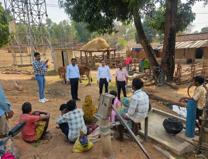 वनांचल को मिलेगा स्थायी उजाला, बिजली अधिकारियों को कार्य योजना बनाने निर्देश...सोलर के सहारे चल रहे गांवों में पहुंचेगी मुख्य विद्युत लाइन से बिजली