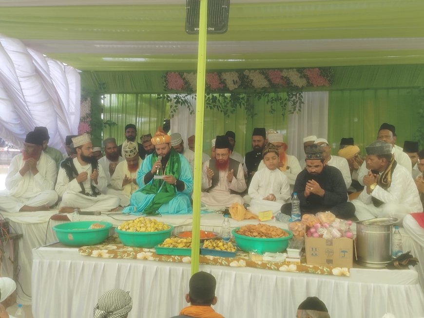 दादी अम्मा साहिबा का 38 वां उर्स संपन्न...देशभर से पहुंचे हजारों जायरीनों ने मांगी अमन-चैन की दुआ...वक्फ बोर्ड अध्यक्ष ने डॉ.सलीम राज ने 5 लाख के निर्माण कार्य की घोषणा की