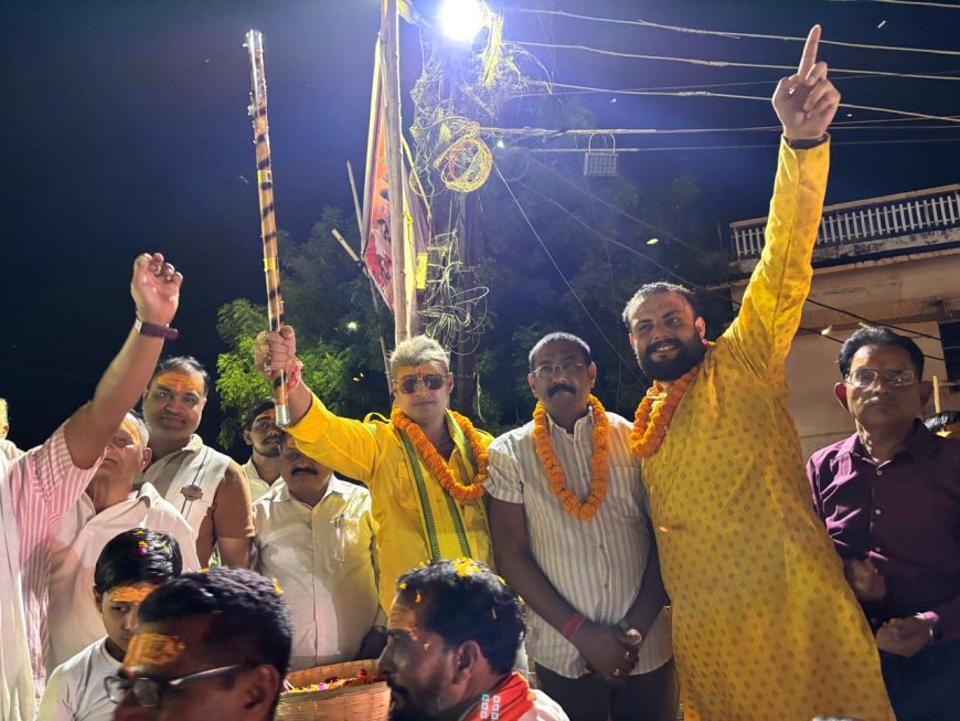 भगवान परशुराम शोभायात्रा का रामसेतु पर भव्य स्वागत, आतिशबाजी व शरबत वितरण से गूंजा माहौल