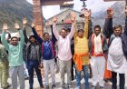 हरदीबाजार से निकले श्रद्धालुओं  ने चारों धाम यात्रा के दौरान बाबा केदारनाथ,बद्रीनाथ धाम का किया दर्शन