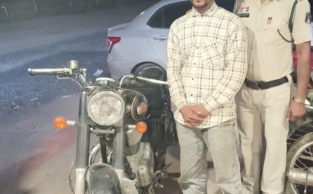मोबाइल और नगदी लूटने वाले बुलेट सवार 2 आरोपी गिरफ्तार,एक फरार