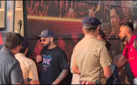 IPL 2026  रायपुर पहुंची RCB की टीम, विराट कोहली का एयरपोर्ट पर जोरदार स्वागत