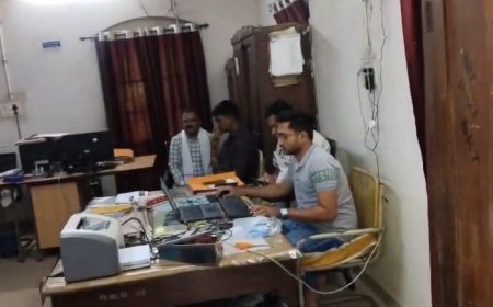 जुर्माना कम कराने के नाम पर 15 हजार की रिश्वत लेते बाबू गिरफ्तार,एसीबी की कार्रवाई