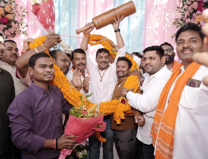 बेलतरा में विधायक सुशांत शुक्ला का जन्मदिन हर्षोल्लास के साथ मनाया गया