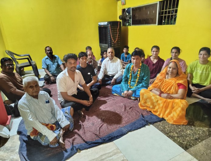 नृसिंह नाथ मंदिर में आचार्य धनेश उपाध्याय जी का जन्मोत्सव धूमधाम से संपन्न...रुद्राभिषेक, हवन, महाआरती और भव्य भंडारे में उमड़ा श्रद्धालुओं का जनसैलाब