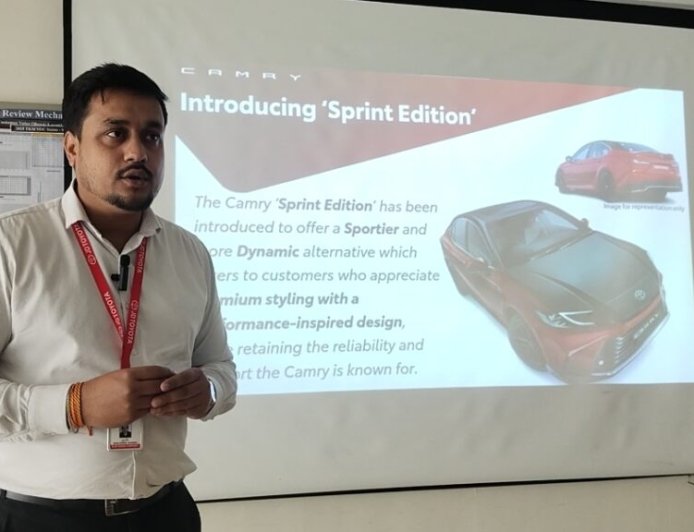 टोयोटा किर्लोस्कर मोटर ने बिलासपुर में विशेष क्षेत्रीय ड्राइव अनुभव के दौरान ऑल-न्यू कैमरी हाइब्रिड ईवी का किया प्रदर्शन