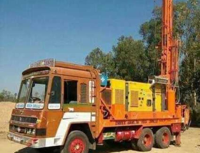 बिलासपु में निजी बोर मशीनों पर सख्ती, पेट्रोल-डीजल देने पर पूर्ण प्रतिबंध