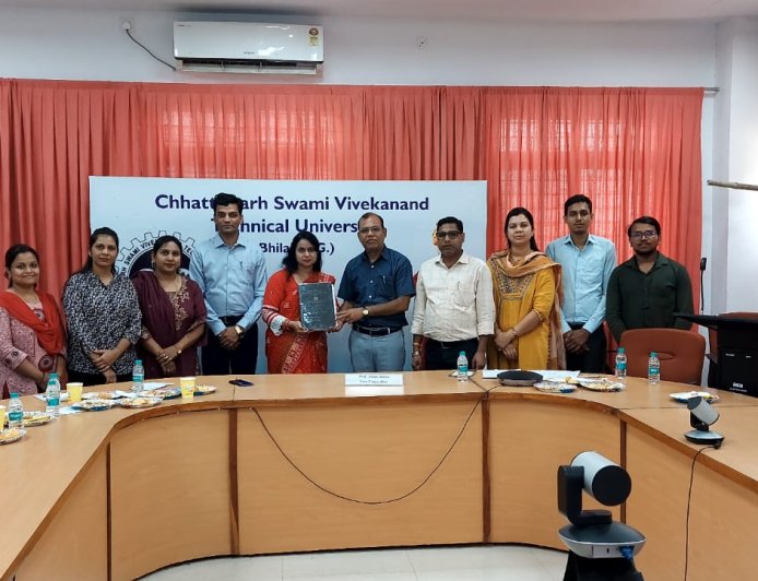 अंजू मिश्रा को फार्मास्युटिकल साइंस में पीएचडी की उपाधि