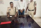 पुलिस अधिकारियो को पैसा देने के नाम पर डरा धमका कर पैसा वसूलने वाले आरोपी पर तारबाहर पुलिस का प्रहार*