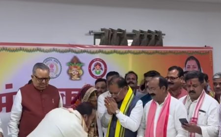 बेमेतरा विधायक दीपेश साहू के सामूहिक विवाह समारोह में शामिल हुए मुख्यमंत्री सहित कई नेता शामिल हुए