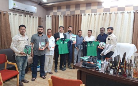 लुतरा शरीफ मदरसे के बच्चों को मिली डिजिटल पहचान, यूनिफॉर्म, जूते और स्पोर्ट्स किट का वितरण