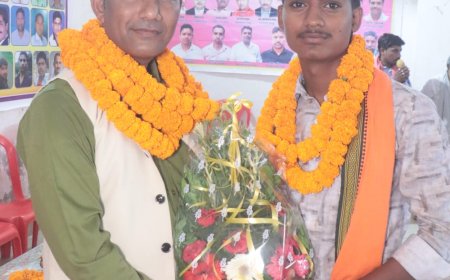 जिला शिक्षा अधिकारी नियुक्त होने एवं स्काउड गाईड जिला आयुक्त बनने पर वृहद बैठक साहू समाज के साथ बधाई सम्मान समारोह