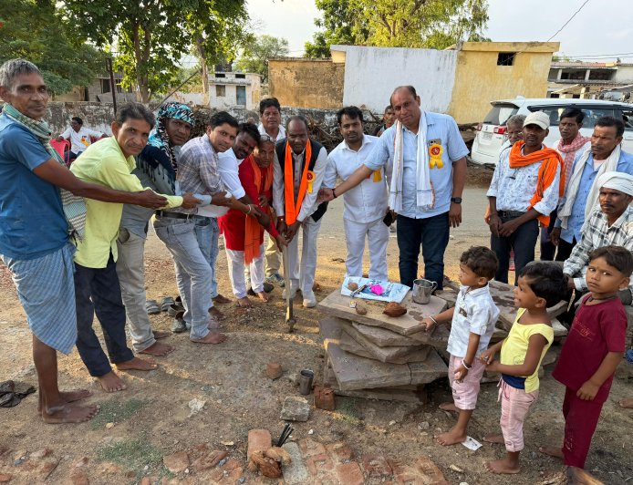 सराईपाली में सामुदायिक भवन व मंच निर्माण का हुआ भूमिपूजन, ग्रामीणों को मिलेगी बेहतर सुविधा