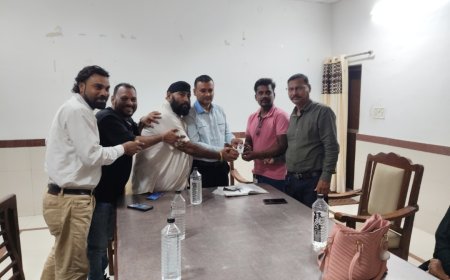 प्रखर पत्रकार महासंघ बिलासपुर की जिला स्तरीय बैठक संपन्न: पर्यावरण संरक्षण के लिए 'पर्यावरण माह' मनाने का निर्णय, संगठन में महिला पदाधिकारियों की नई नियुक्तियाँ