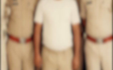 देसी शराब के साथ आरोपी रंगे हाथों गिरफ्तार