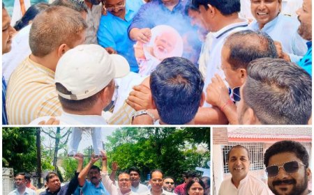 भाजपा सरकार के विरोध में कांग्रेस का प्रदर्शन, नेहरू चौक पर प्रधानमंत्री व मुख्यमंत्री का पुतला दहन