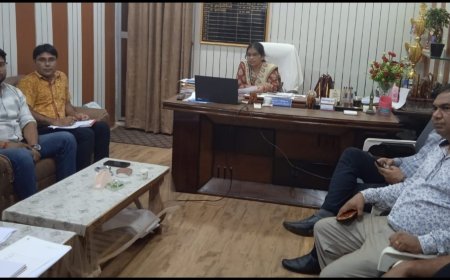 भारी बारिश के बाद मौसमी बीमारियों को लेकर स्वास्थ्य विभाग अलर्ट* *सीएमएचओ ने आकस्मिक बैठक लेकर की हालात की समीक्षा* *45 कॉम्बेट टीमों को 24×7 अलर्ट रहने के निर्देश