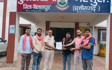 औद्योगिक क्षेत्रों में दीगर प्रान्त से आय सभी लोग का पुलिस सत्यापन हेतु क्रांति सेना ने सौंपा ज्ञापन क्षेत्रों में दीगर प्रान्त से आय सभी लोग का पुलिस सत्यापन हेतु क्रांति सेना ने सौंपा ज्ञापन।
