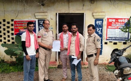औद्योगिक क्षेत्रों में दीगर प्रान्त से आय सभी लोग का पुलिस सत्यापन हेतु क्रांति सेना ने सौंपा ज्ञापन पांचपेंडी पुलिस को अकलतरा, अंबिकापुर के पाकिस्तानी एजेंट घटना को संज्ञान में लाते हुए तत्काल कार्यवाही का किया मांग