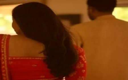 पति का फर्ज़ या प्रेमी का प्यार?' हसबैंड ने खुद मंडप में खड़े होकर करवाई पत्नी की दूसरी शादी!