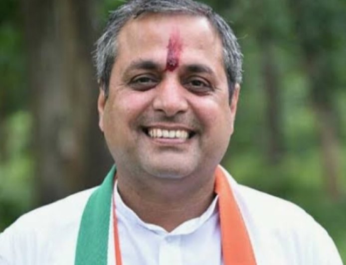 पानी में डूबा जनता का विश्वास, स्मार्ट सिटी नहीं ‘डूबापुर’ बन गया है बिलासपुर: शैलेश पांडेय