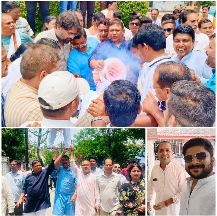 भाजपा सरकार के विरोध में कांग्रेस का प्रदर्शन, नेहरू चौक पर प्रधानमंत्री व मुख्यमंत्री का पुतला दहन