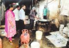 त्योहारी सीजन से पहले बिलासपुर में खाद्य विभाग का बड़ा छापा, बदबू और गंदगी के बीच बन रहा था मिल्क केक; फैक्ट्री सील!