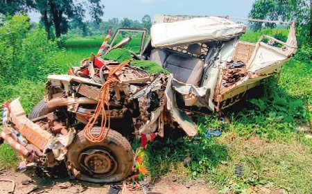 राजपुर में भीषण सड़क हादसा: बॉक्साइट लदे ट्रक और पिकअप में जोरदार भिड़ंत, 3 मजदूरों की मौके पर मौत, 9 गंभीर