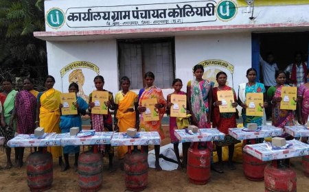 धुएं से मुक्ति, सम्मान से जीवन: नारायणपुर में उज्ज्वला योजना ने बदली 22 हजार परिवारों की तस्वीर