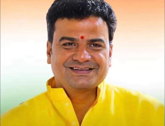 छत्तीसगढ़ चेंबर में संविधान संशोधन को लेकर घमासान, कमल सोनी ने दिया इस्तीफा