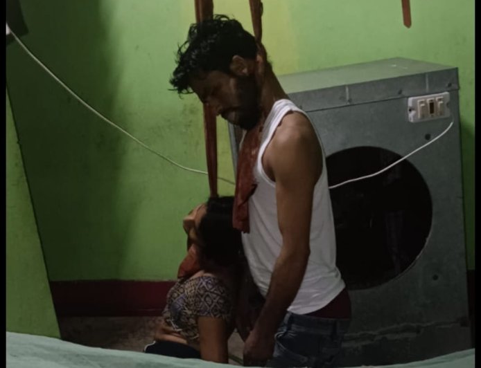 सिरगिट्टी में पति-पत्नी ने फांसी लगाकर दी जान, घर के अंदर एक ही फंदे पर मिले दोनों के शव; मौत की वजह अब भी रहस्य