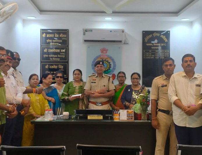 लायंस क्लब बिलासपुर वसुंधरा ने पुलिस ऑफीसरों को बांधी राखियां