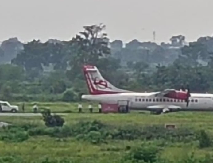 बिलासपुर एयरपोर्ट पर एलायंस एयर की फ्लाइट का टायर पंचर, 37 यात्री और 4 क्रू मेंबर सुरक्षित