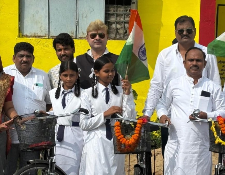 शिक्षा के साथ संस्कार भी जरूरी त्रिलोक चंद्र श्रीवास