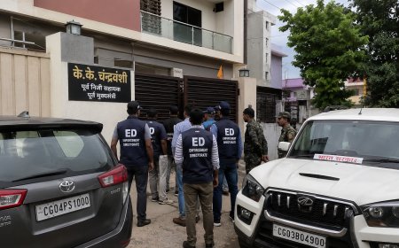 ED का बड़ा एक्शन: भूपेश बघेल के पूर्व PA के.के. चंद्रवंशी के घर छापा, सुबह 6 बजे पहुंची टीम; CGPSC मामले से जुड़ी जांच में 7 ठिकानों पर तलाशी