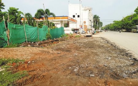 🚧 बिलासपुर में दबंगई: ₹12 करोड़ की नई सड़क पर 58 मिनट तक चला जेसीबी